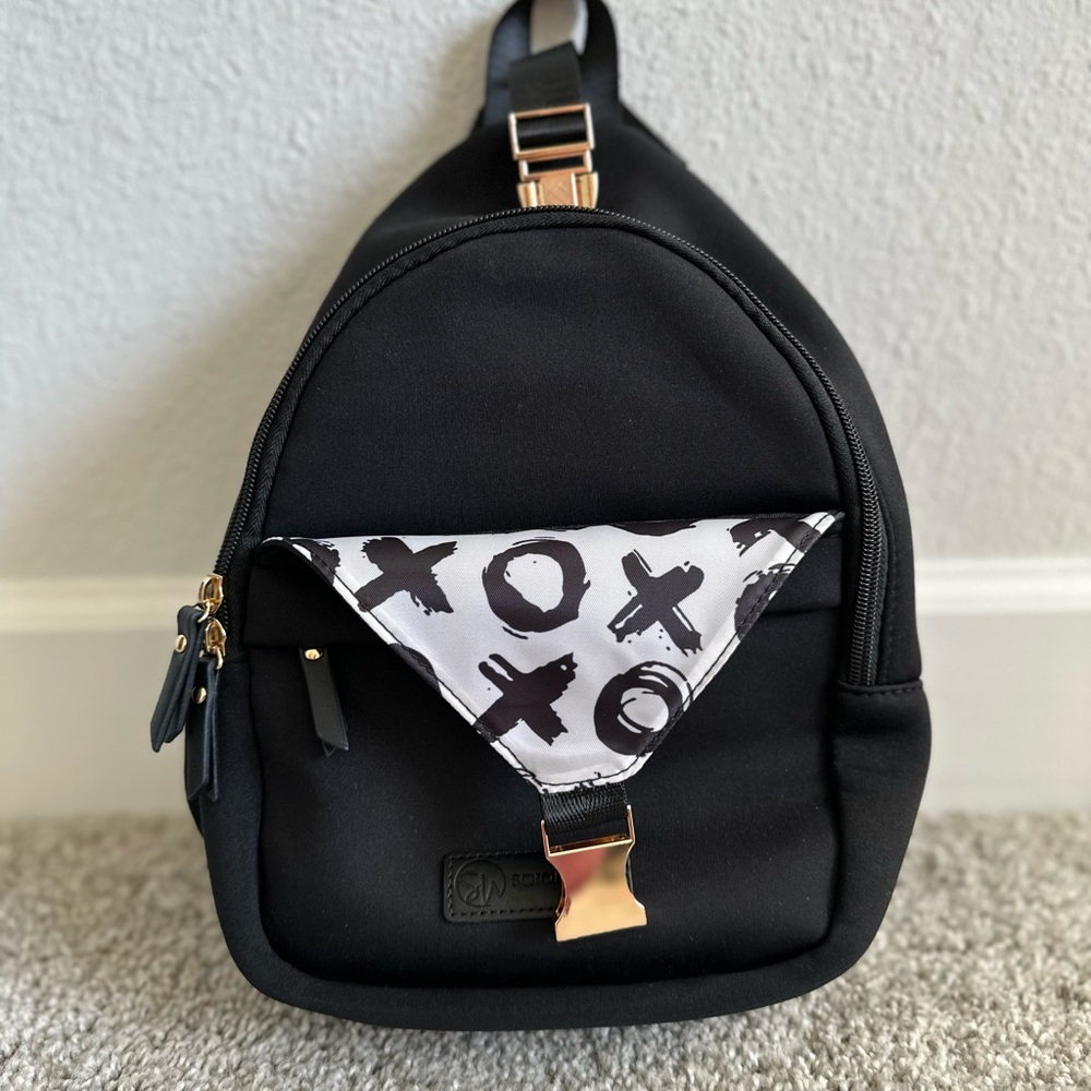 Sarah Wells Sling Bag